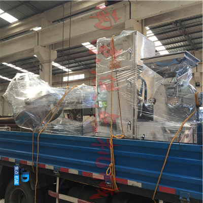 粉碎機、混合機與真空上料機搭配，解決你的問題